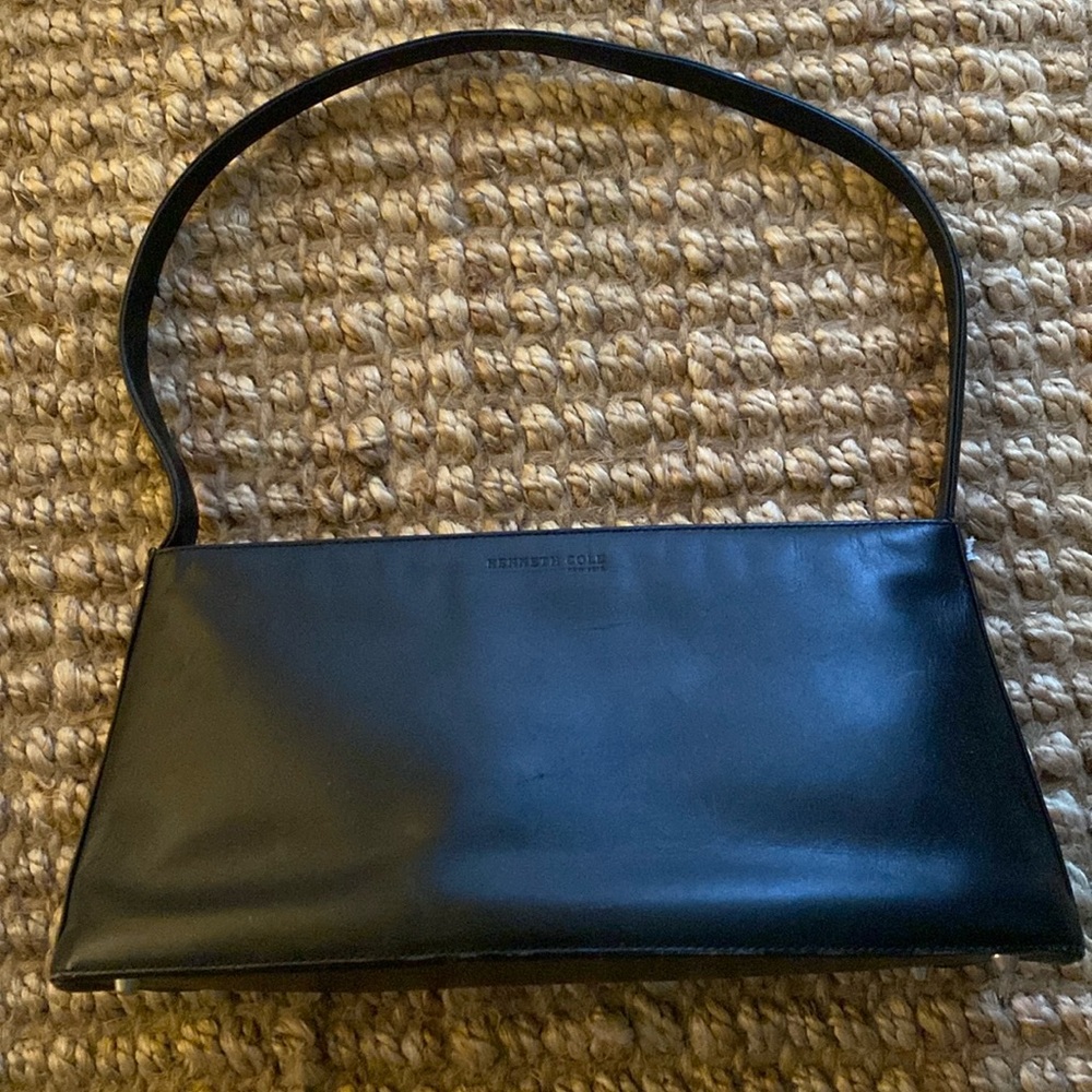 Kenneth Cole footed handbag circa 1998-2000